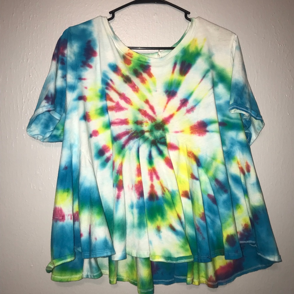 Urban Outfitters Kimchi Blue brand tie dyed top